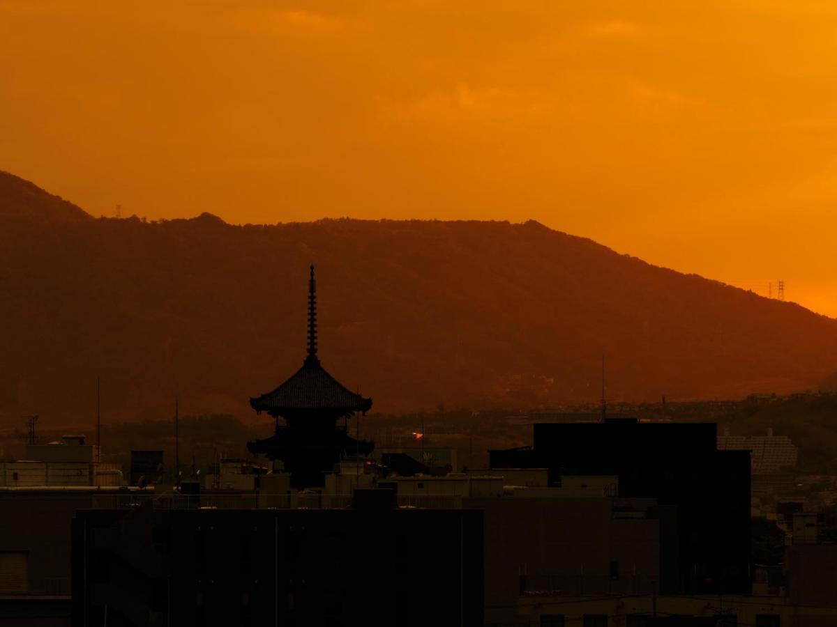 The Box Hotel Kyoto Exterior photo